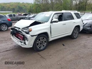2018 Toyota 4Runner SR5 with VIN JTEBU5JR6J5556143, listed as a IAAI auction lot 42012478 with 87,394 mi miles and . Bid and sale history available at carsss.com. Image 2.