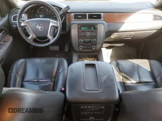 2007 GMC Yukon SLE z VIN 1GKFK13087J321959, wystawiony jako Copart lot #48237705 z przebiegiem 236 802 mil mil oraz Czysty tytuł • Clean title. Historia ofert i sprzedaży dostępna na DreamBid. Obrazek 8.