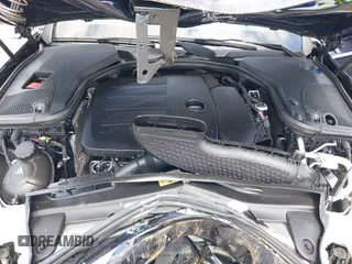 2022 Mercedes-Benz E 350 z VIN W1KZF8DBXNB049580, wystawiony jako IAAI lot #42102354 z przebiegiem 5 284 mil mil oraz . Historia ofert i sprzedaży dostępna na DreamBid. Obrazek 10.