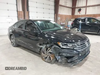 2021 Volkswagen Jetta SEL with VIN 3VWE57BU0MM093120, listed as a IAAI auction lot 42028835 with 39,986 mi miles and . Bid and sale history available at DreamBid. Image 1.