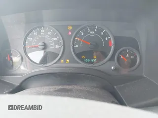 2008 Jeep Patriot Sport with VIN 1J8FT28W18D636073, listed as a IAAI auction lot 42622187 with 103,122 mi miles and . Bid and sale history available at DreamBid. Image 7.