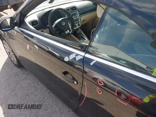 2008 Volkswagen Eos Turbo с VIN WVWBA71F18V018975, выставлен на аукционе IAAI как лот 41704490 с пробегом 145 302 миль миль и . История ставок и продаж доступна на DreamBid. Изображение 12.