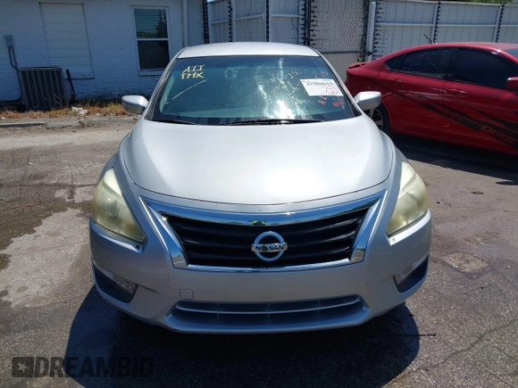 2013 Nissan Altima SV with VIN 1N4AL3AP9DC250808, listed as a IAAI auction lot 41980619 with 172,675 mi miles and . Bid and sale history available at carsss.com. Image 6.