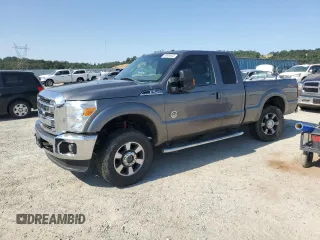 2013 Ford F-250 XL z VIN 1FT7X2BT2DEA39811, wystawiony jako Copart lot #59900645 z przebiegiem 207 868 mil mil oraz Szkoda całkowita • Salvage title. Historia ofert i sprzedaży dostępna na DreamBid. Obrazek 1.