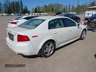 2005 Acura TL with VIN 19UUA66215A031304, listed as a IAAI auction lot 42066499 with 220,475 mi miles. Bid and sale history available at carsss.com. Image 4.