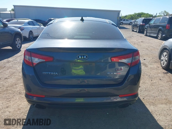 2011 Kia Optima SX z VIN KNAGR4A60B5126988, wystawiony jako IAAI lot #42313244 z przebiegiem 152 661 mil mil oraz . Historia ofert i sprzedaży dostępna na DreamBid. Obrazek 16.
