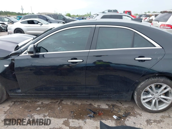 2024 Cadillac CT4 Luxury z VIN 1G6DJ5RK7R0101102, wystawiony jako IAAI lot #41906123 z przebiegiem 5 690 mil mil oraz . Historia ofert i sprzedaży dostępna na DreamBid. Obrazek 15.