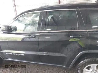 2017 Jeep Grand Cherokee Altitude z VIN 1C4RJFAG3HC624453, wystawiony jako IAAI lot #42091808 z przebiegiem 114 558 mil mil oraz . Historia ofert i sprzedaży dostępna na DreamBid. Obrazek 14.