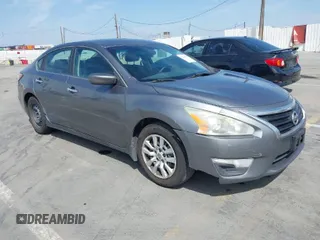 2015 Nissan Altima 2.5 S with VIN 1N4AL3AP7FC474615, listed as a IAAI auction lot 42034795 with 228,180 mi miles. Bid and sale history available at carsss.com. Image 1.