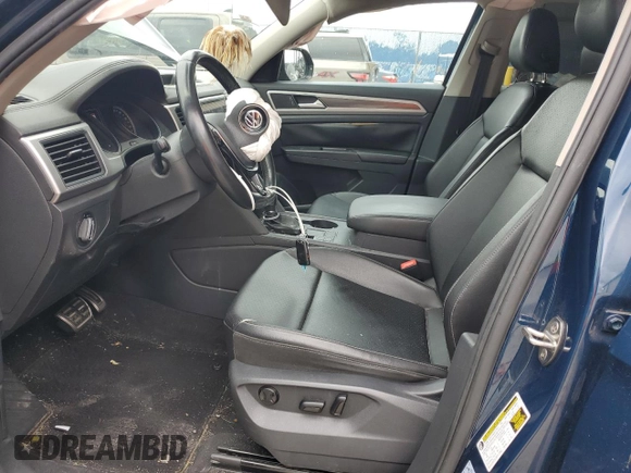 2018 Volkswagen Atlas SE with VIN 1V2FR2CA3JC557502, listed as a Copart auction lot 79512704 with 175,597 mi miles and Non repairable. Bid and sale history available at DreamBid. Image 7.