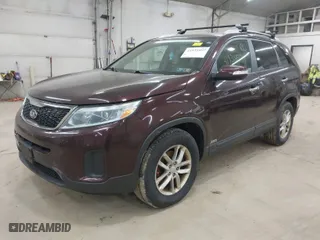 2015 Kia Sorento LX with VIN 5XYKTDA73FG653329, listed as a IAAI auction lot 41931897 with 96,088 mi miles. Bid and sale history available at carsss.com. Image 2.