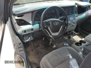 2015 Toyota Sienna LE AAS with VIN 5TDKK3DC9FS571386, listed as a Copart auction lot 52040875 with Not Provided miles and Salvage Title. Bid and sale history available at DreamBid. Image 8.