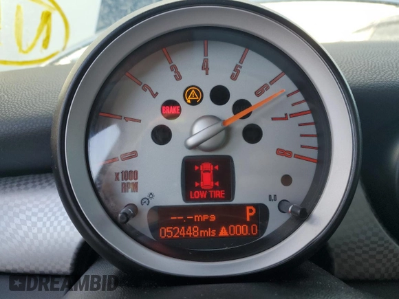 2009 MINI Hardtop S with VIN WMWMF73569TW87834, listed as a Copart auction lot 60362395 with 52,448 mi miles and Salvage title. Bid and sale history available at DreamBid. Image 9.