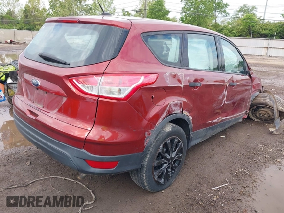 2015 Ford Escape S with VIN 1FMCU0F70FUB78610, listed as a IAAI auction lot 42225098 with 209,248 mi miles and . Bid and sale history available at DreamBid. Image 4.