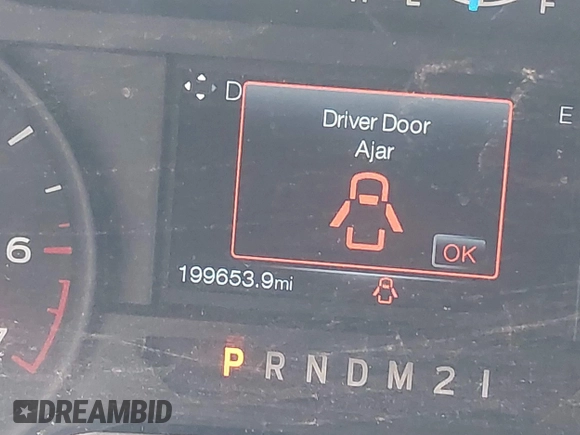 2015 Ford F-150 XLT with VIN 1FTEX1EP6FKE21697, listed as a IAAI auction lot 41960136 with 199,653 mi miles. Bid and sale history available at carsss.com. Image 15.