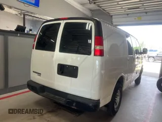 2014 Chevrolet Express Cargo with VIN 1GCWGFCA2E1184095, listed as a IAAI auction lot 42725036 with 270,636 mi miles and . Bid and sale history available at DreamBid. Image 28.