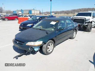 2000 Honda Accord SE с VIN 1HGCG567XYA057694, выставлен на аукционе IAAI как лот 41734805 с пробегом 239 330 миль миль и . История ставок и продаж доступна на DreamBid. Изображение 2.