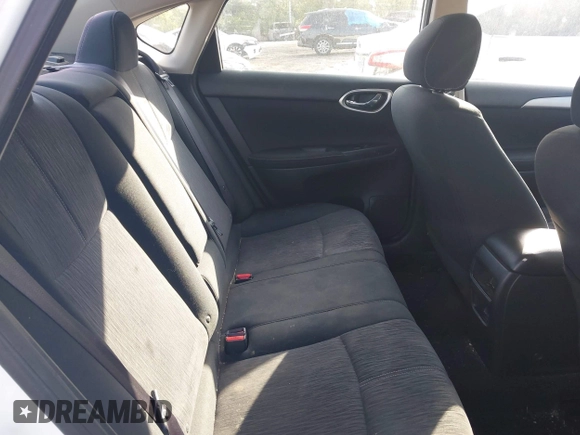 2014 Nissan Sentra SR with VIN 3N1AB7AP8EY241405, listed as a IAAI auction lot 42109832 with 172,012 mi miles and . Bid and sale history available at DreamBid. Image 8.
