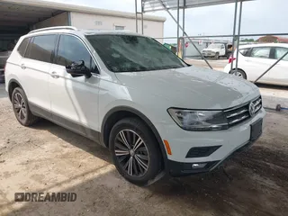 2018 Volkswagen Tiguan SEL with VIN 3VV2B7AX8JM120443, listed as a IAAI auction lot 42154773 with 70,256 mi miles and . Bid and sale history available at DreamBid. Image 1.