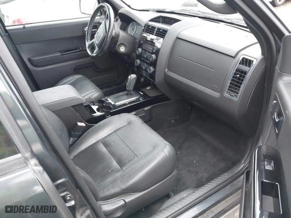 2009 Ford Escape Limited with VIN 1FMCU04759KB64236, listed as a IAAI auction lot 41796461 with 214,949 mi miles. Bid and sale history available at carsss.com. Image 5.