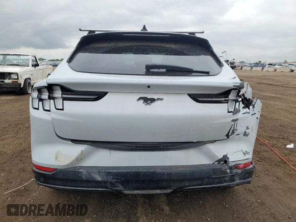 2022 Ford Mustang Mach-E Premium with VIN 3FMTK3SU8NMA49231, listed as a Copart auction lot 61208175 with 20,863 mi miles and Salvage title. Bid and sale history available at DreamBid. Image 6.