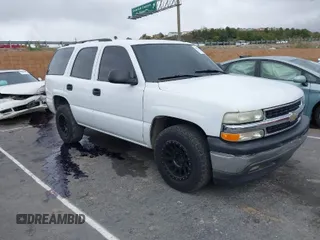 2005 Chevrolet Tahoe LS with VIN 1GNEC13V85J243672, listed as a IAAI auction lot 41801268 with 202,624 mi miles. Bid and sale history available at carsss.com. Image 1.