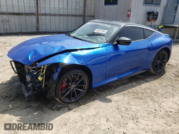 2023 Nissan Z Performance z VIN JN1BZ4BH4PM312028, wystawiony jako Copart lot #69381994 z przebiegiem 7 788 mil mil oraz Szkoda całkowita • Salvage title. Historia ofert i sprzedaży dostępna na DreamBid. Obrazek 1.