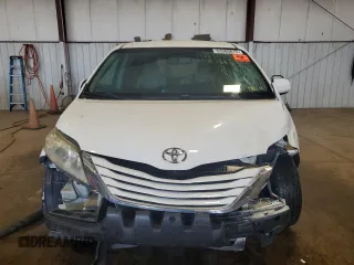 2016 Toyota Sienna LE AAS with VIN 5TDKK3DC6GS764404, listed as a Copart auction lot 63380615 with 123,221 mi miles and Salvage title. Bid and sale history available at DreamBid. Image 5.