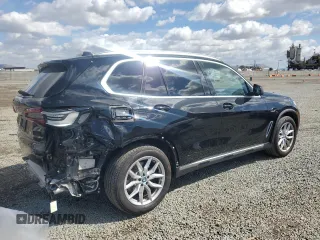 2023 BMW X5 xDrive45e with VIN 5UXTA6C06P9P54761, listed as a Copart auction lot 48167875 with 40,563 mi miles and Salvage Title. Bid and sale history available at carsss.com. Image 3.