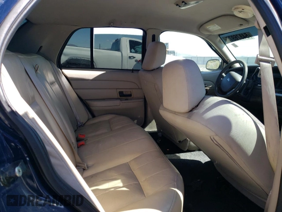 2008 Ford Police Interceptor с VIN 2FAFP71V18X101222, выставлен на аукционе Copart как лот 54876975 с пробегом Не указан миль и Списание • Salvage title. История ставок и продаж доступна на DreamBid. Изображение 10.
