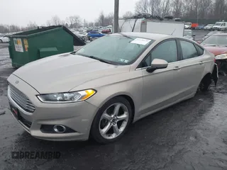 2016 Ford Fusion S with VIN 3FA6P0G78GR138247, listed as a IAAI auction lot 41570370 with 137,922 mi miles. Bid and sale history available at carsss.com. Image 2.