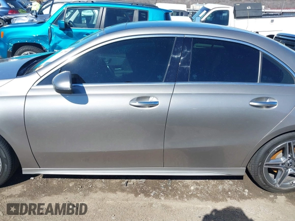 2019 Mercedes-Benz A 220 with VIN WDD3G4FB5KW005368, listed as a IAAI auction lot 41687789 with 112,077 mi miles and . Bid and sale history available at DreamBid. Image 15.