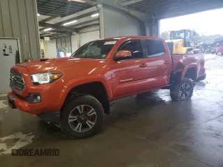 2017 Toyota Tacoma SR5 with VIN 3TMDZ5BN8HM028215, listed as a Copart auction lot 50077245 with 77,008 mi miles and Salvage Title. Bid and sale history available at carsss.com. Image 1.