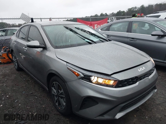 2024 Kia Forte LXS with VIN 3KPF24ADXRE820491, listed as a IAAI auction lot 41526871 with 5,675 mi miles and . Bid and sale history available at DreamBid. Image 13.