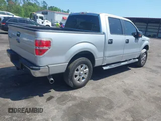 2013 Ford F-150 XL z VIN 1FTFW1CF4DFD63872, wystawiony jako IAAI lot #41948708 z przebiegiem 197 434 mil mil oraz . Historia ofert i sprzedaży dostępna na DreamBid. Obrazek 4.