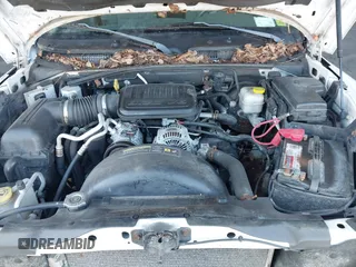 2005 Dodge Dakota SLT with VIN 1D7HE42K85S295098, listed as a IAAI auction lot 41902117 with 93,750 mi miles and . Bid and sale history available at carsss.com. Image 10.