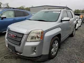 2012 GMC Terrain SLE-2 with VIN 2GKALSEK6C6125893, listed as a Copart auction lot 51642145 with 140,852 mi miles and Salvage Title. Bid and sale history available at carsss.com. Image 1.