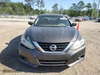 2017 Nissan Altima 2.5 SR with VIN 1N4AL3AP5HC206973, listed as a Copart auction lot 52774885 with 0 mi miles and Salvage Title. Bid and sale history available at carsss.com. Image 5.