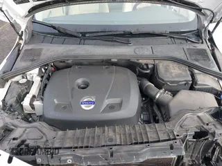 2015 Volvo S60 T5 Drive-E Premier with VIN YV126MFK4F2349564, listed as a IAAI auction lot 41711836 with 59,897 mi miles. Bid and sale history available at carsss.com. Image 10.
