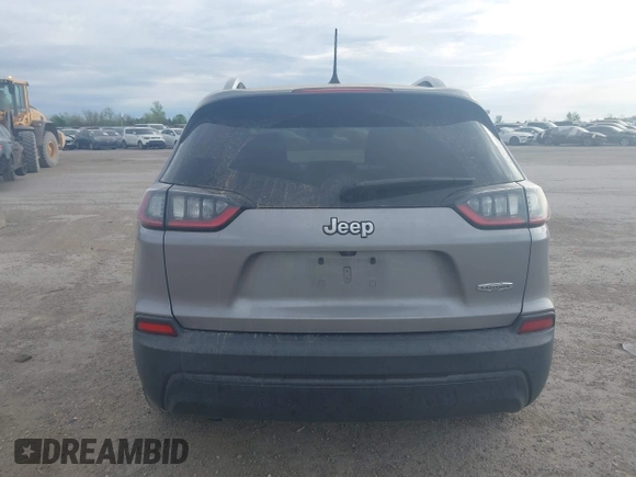2019 Jeep Cherokee Latitude with VIN 1C4PJLCB8KD366438, listed as a IAAI auction lot 41851154 with 47,637 mi miles. Bid and sale history available at carsss.com. Image 16.
