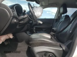 2019 Jeep Compass Limited с VIN 3C4NJCCB2KT664534, выставлен на аукционе Copart как лот 59748935 с пробегом 68 433 миль миль и Списание • Salvage title. История ставок и продаж доступна на DreamBid. Изображение 7.