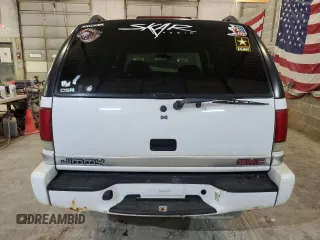 2000 GMC Jimmy SLE Convenience with VIN 1GKDT13W9Y2396240, listed as a Copart auction lot 64545613 with 192,773 mi miles and Salvage Title. Bid and sale history available at carsss.com. Image 6.