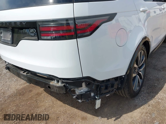 2021 Land Rover Discovery z VIN SALRT4RUXM2449829, wystawiony jako IAAI lot #42207245 z przebiegiem 54 328 mil mil oraz . Historia ofert i sprzedaży dostępna na DreamBid. Obrazek 19.