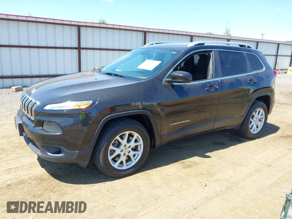 2016 Jeep Cherokee Latitude with VIN 1C4PJMCSXGW296586, listed as a IAAI auction lot 42686423 with 83,833 mi miles and . Bid and sale history available at DreamBid. Image 17.