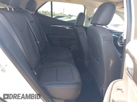 2022 Buick Envision Preferred with VIN LRBAZLR46ND065564, listed as a IAAI auction lot 41844760 with 33,327 mi miles. Bid and sale history available at carsss.com. Image 8.