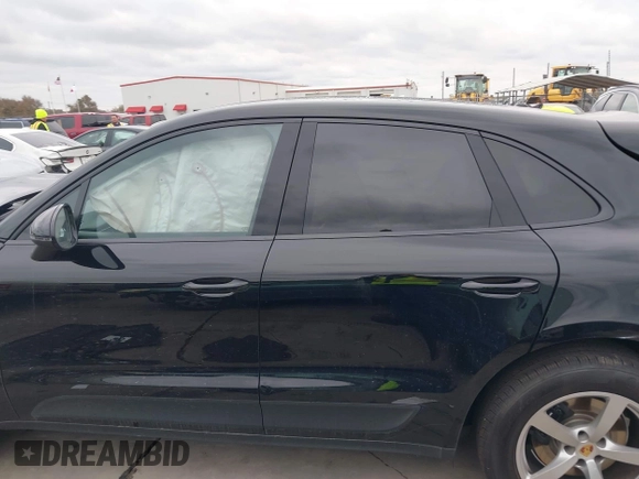 2020 Porsche Macan z VIN WP1AA2A55LLB10888, wystawiony jako IAAI lot #40971770 z przebiegiem 26 295 mil mil oraz . Historia ofert i sprzedaży dostępna na DreamBid. Obrazek 14.