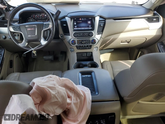 2015 GMC Yukon XL SLT with VIN 1GKS2HKC8FR650082, listed as a Copart auction lot 45049375 with 222,200 mi miles and Salvage Title. Bid and sale history available at carsss.com. Image 8.
