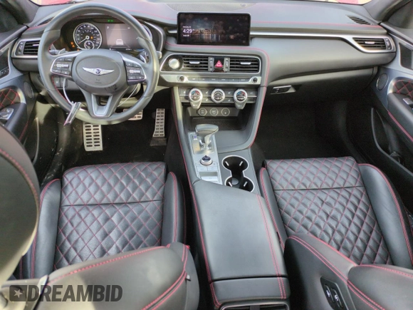 2022 Genesis G70 3.3T z VIN KMTG54TE3NU088591, wystawiony jako Copart lot #85343234 z przebiegiem 43 764 mil mil oraz Szkoda całkowita • Salvage title. Historia ofert i sprzedaży dostępna na DreamBid. Obrazek 8.