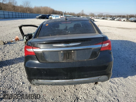 2012 Chrysler 200 Limited with VIN 1C3CCBCBXCN189488, listed as a Copart auction lot 43032595 with Not Provided miles and Clean Title. Bid and sale history available at DreamBid. Image 6.