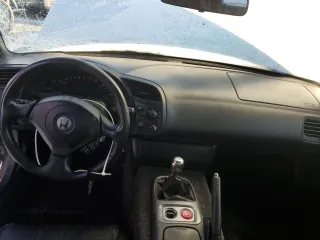 2000 Honda S2000 z VIN JHMAP114XYT005335, wystawiony jako Copart lot #44840025 z przebiegiem 128 845 mil mil oraz Czysty tytuł • Clean title. Historia ofert i sprzedaży dostępna na DreamBid. Obrazek 8.